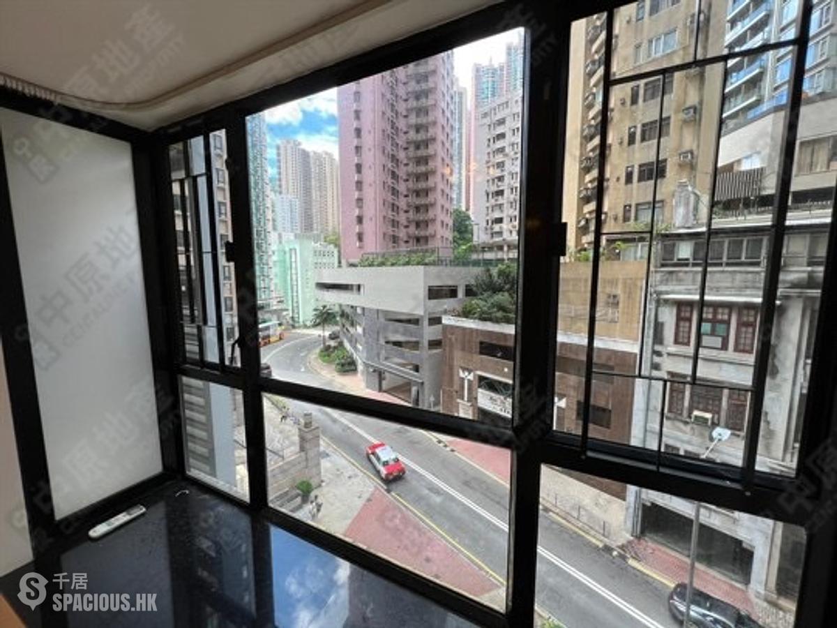 Mid Levels Central - The Grand Panorama 01