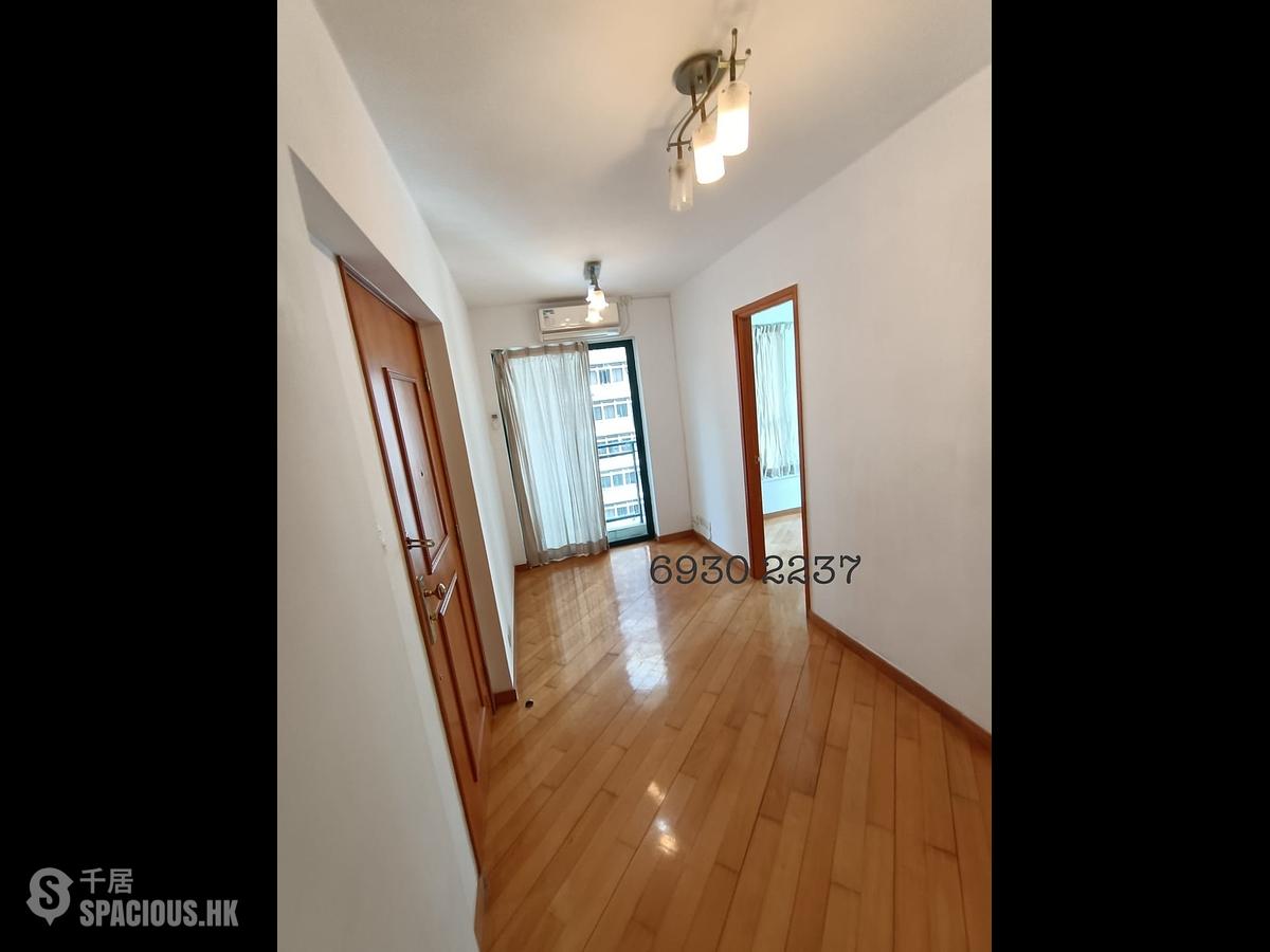 Sheung Wan - Medal Court 01