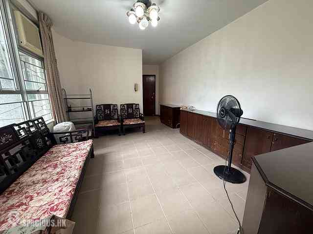 Tai Wai - Holford Gardens Fook Hey Court (Block 2) 04