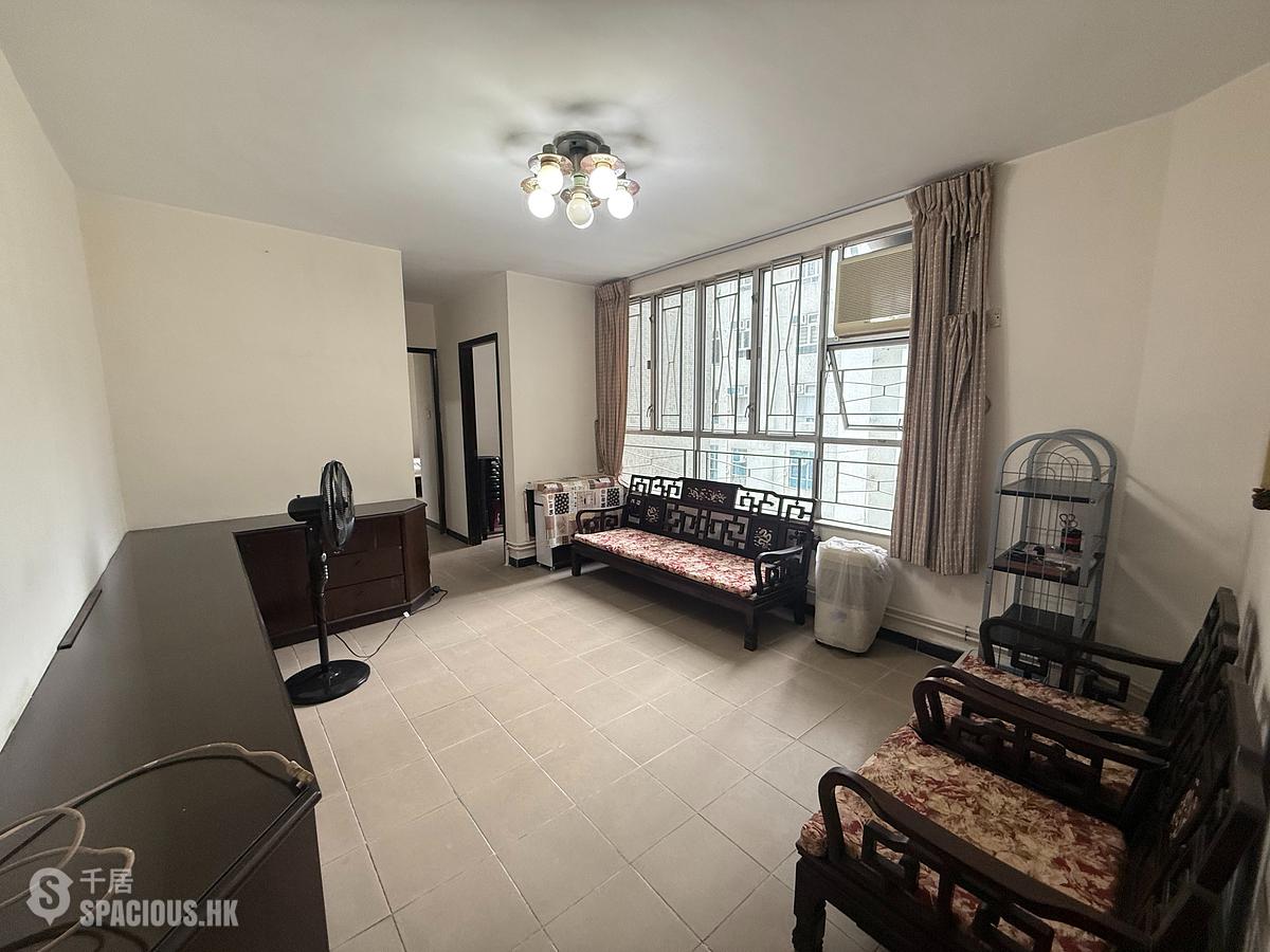 Tai Wai - Holford Gardens Fook Hey Court (Block 2) 01