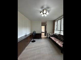 Tai Wai - Holford Gardens Fook Hey Court (Block 2) 03