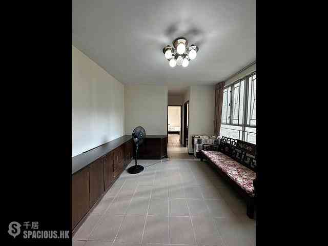 Tai Wai - Holford Gardens Fook Hey Court (Block 2) 03