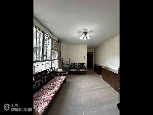 Tai Wai - Holford Gardens Fook Hey Court (Block 2) 02