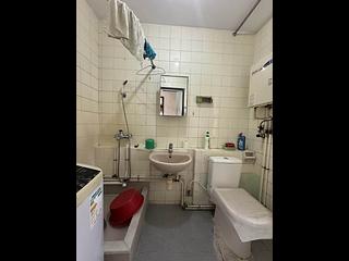 Tai Wai - Holford Gardens Fook Hey Court (Block 2) 09
