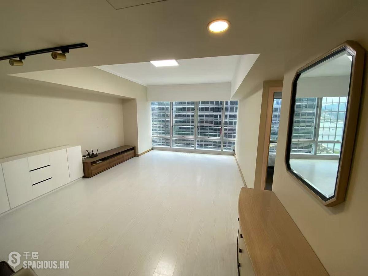 Wan Chai - Convention Plaza Apartments 01