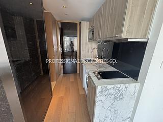 Mid Levels Central - Gramercy 04