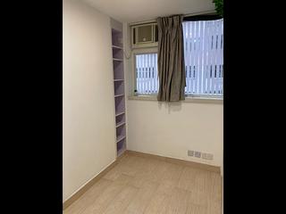Wan Chai - Cheong Ip Building 03
