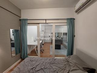 Poho - 152-154, Hollywood Road 07
