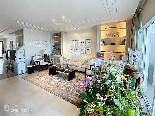 The Peak - Kellett Villas 05