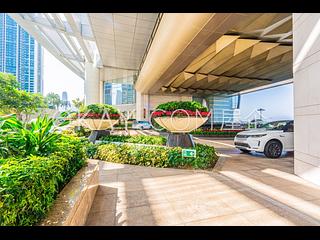 West Kowloon - The Cullinan (Tower 21 Zone 1 Sun Sky) 23