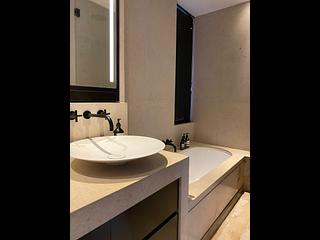 Tin Hau - The Pavilia Hill Block 5 07