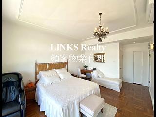 Chung Hom Kok - Pinewaver Villas 05