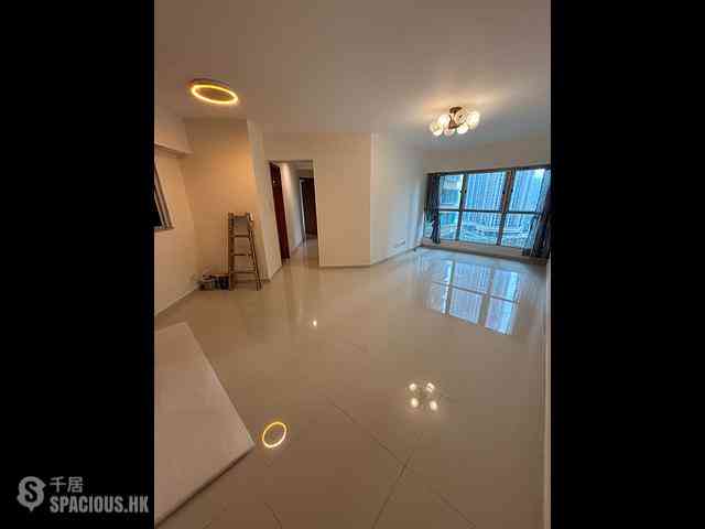 West Kowloon - The Waterfront Phase 1 Block 3 01