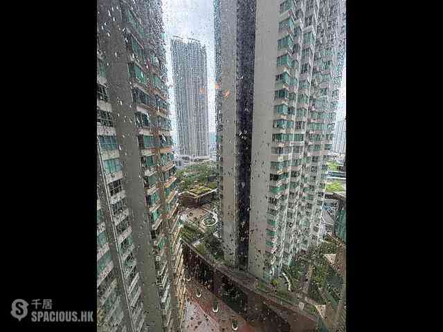 West Kowloon - The Waterfront Phase 1 Block 3 03