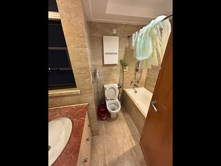 West Kowloon - The Waterfront Phase 1 Block 3 05