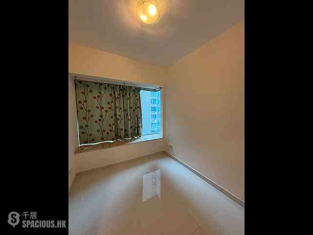 West Kowloon - The Waterfront Phase 1 Block 3 06