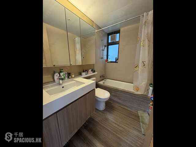 Tung Chung - The Visionary Tower 5 04