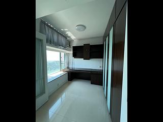 Tung Chung - Tung Chung Crescent Phase 2 Block 9 02