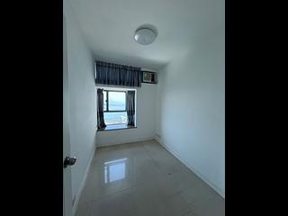 Tung Chung - Tung Chung Crescent Phase 2 Block 9 05