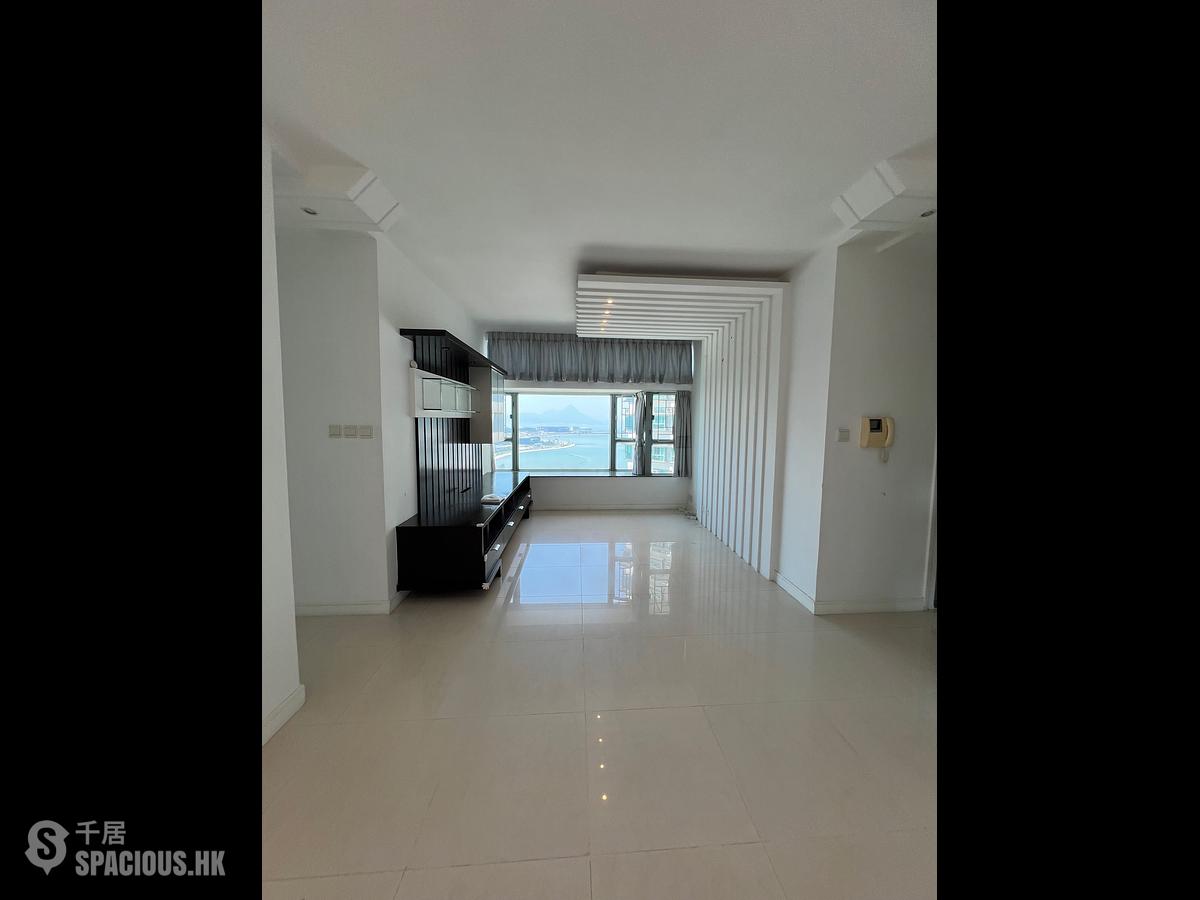 Tung Chung - Tung Chung Crescent Phase 2 Block 9 01
