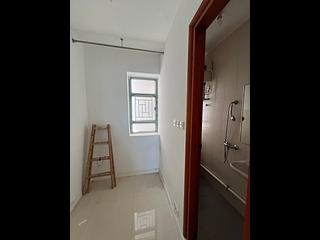 Tung Chung - Tung Chung Crescent Phase 2 Block 9 08