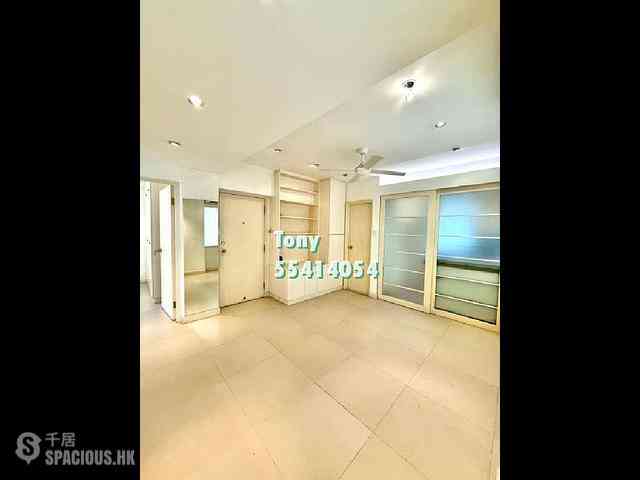 Wan Chai - Tung Shing (Sing) Building 02