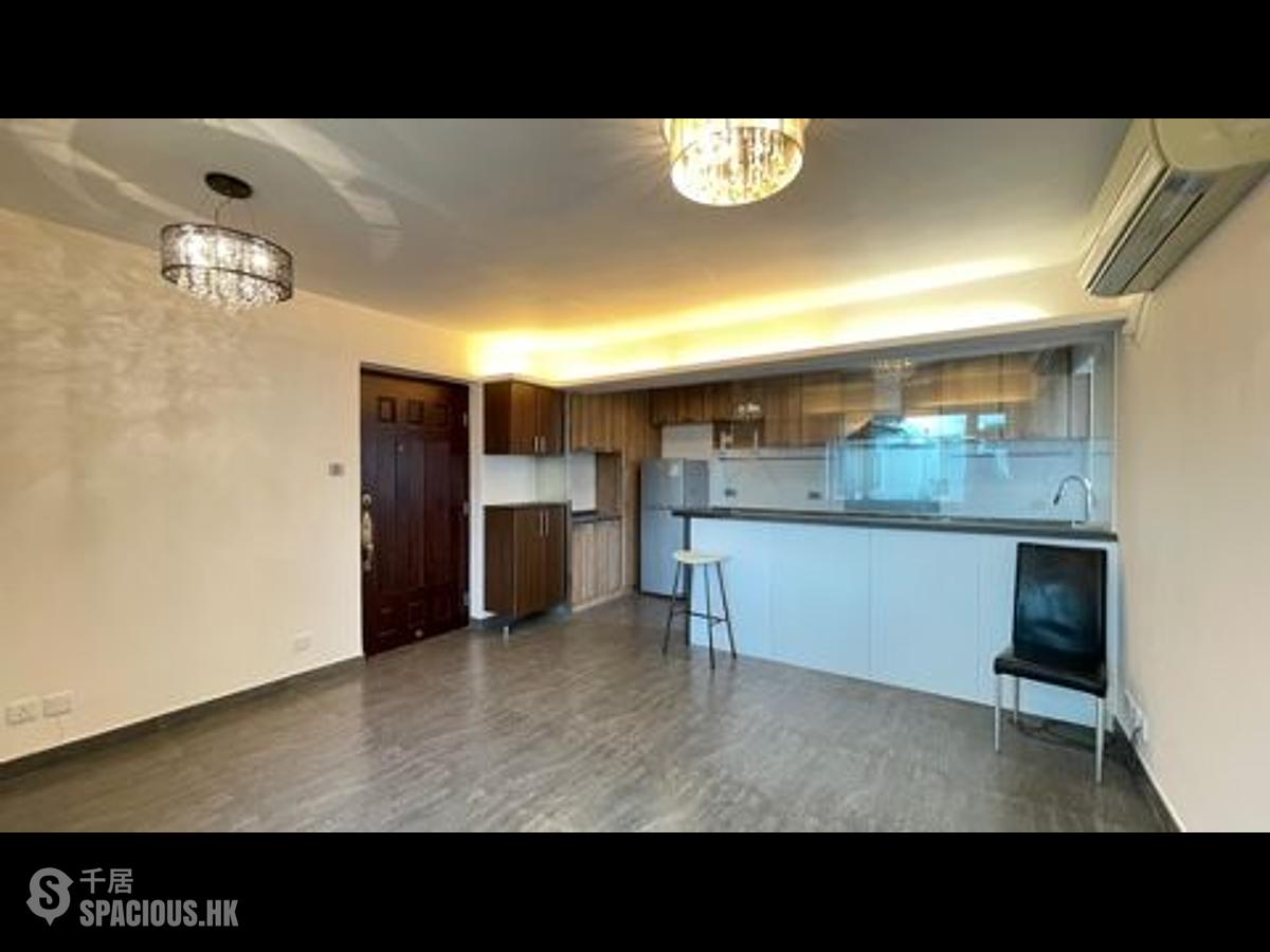 Beacon Hill - Fessenden Court 01