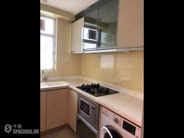 Tung Chung - Coastal Skyline Phase 4 Le Bleu Deux Block 2 07