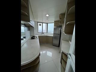 Tung Chung - Caribbean Coast Phase 4 Crystal Cove Tower 16 02