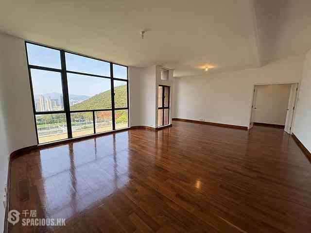 Jardines Lookout - Park Place Block B 02