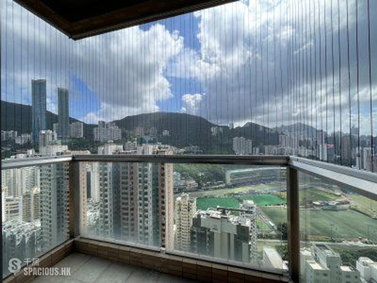 Happy Valley - Broadwood Twelve 01