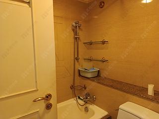 Tung Chung - Caribbean Coast Phase 1 Monterey Cove 06