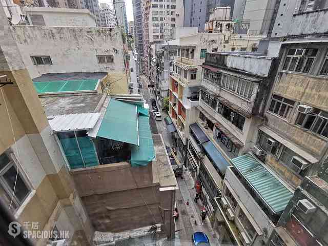 Central - Chung Shan House 13