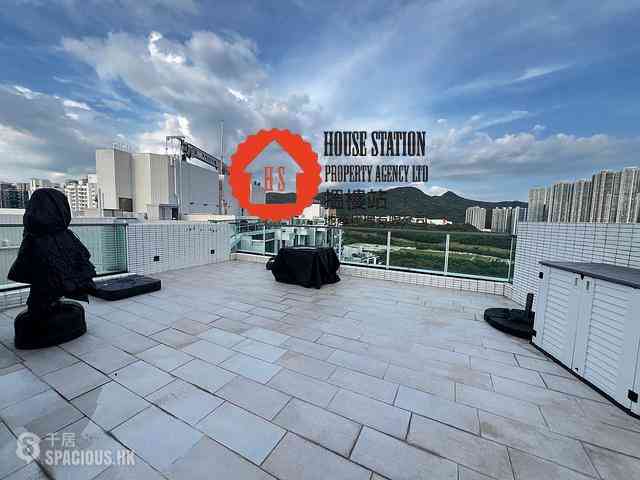 Tseung Kwan O - Monterey Block 5 02