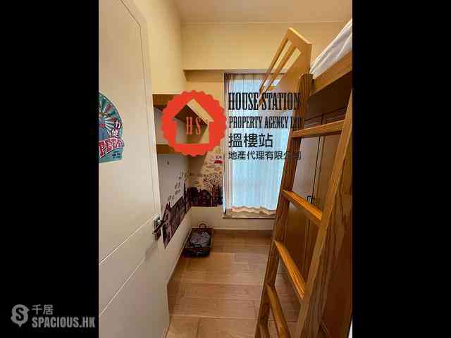 Tseung Kwan O - Monterey Block 5 07
