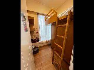 Tseung Kwan O - Monterey Block 5 10