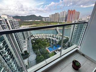 Tseung Kwan O - Monterey Block 5 14