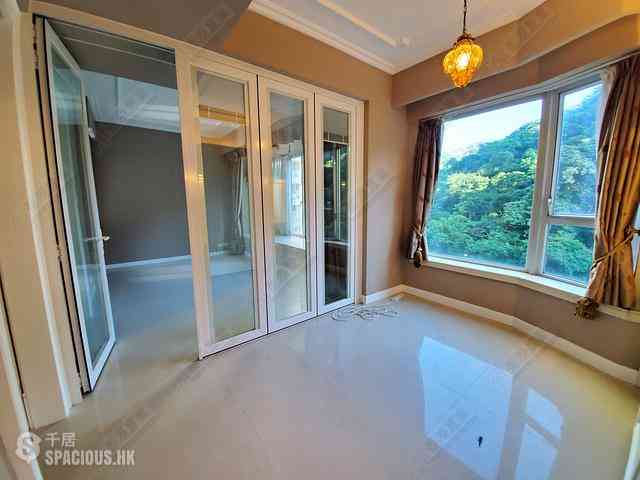 Tai Hang - The Legend Block 3 09