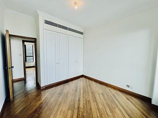 Mid Levels Central - The Harbourview 05