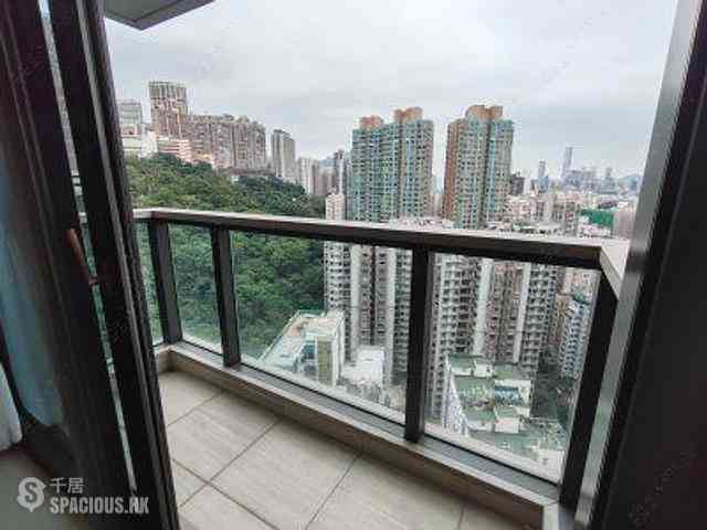 North Point - Fleur Pavilia Tower 1 01