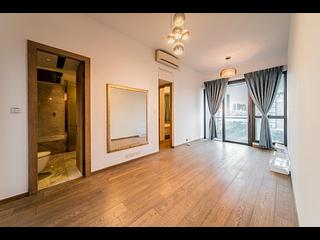 Wan Chai - The Gloucester 03