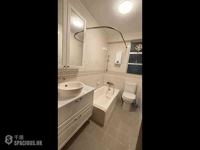Wan Chai - Phoenix Court Block 4 09