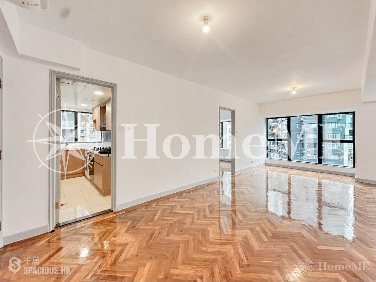 Mid Levels Central - 62B, Robinson Road 01