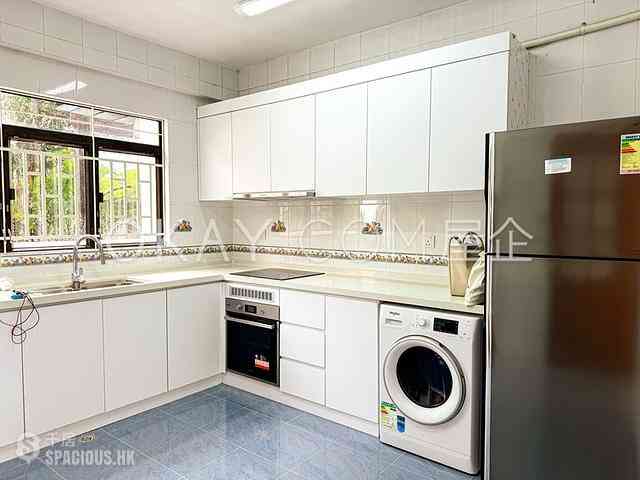 Clear Water Bay - Billows Villa 05