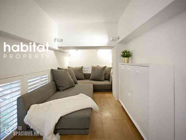 Central - 61-63, Hollywood Road 07
