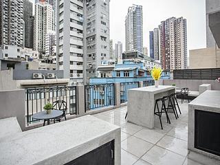 中环 - 荷李活道61-63号 11