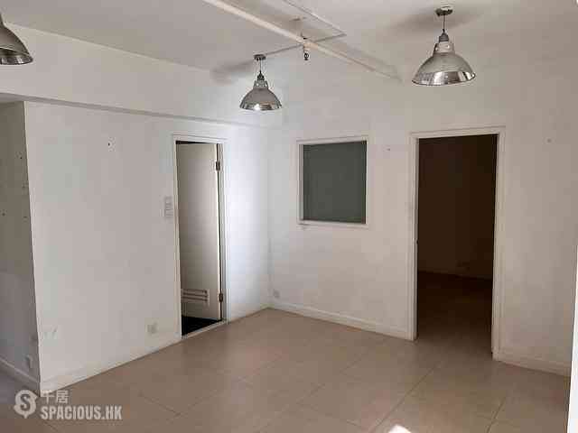 Sheung Wan - Kam Tak Building 10