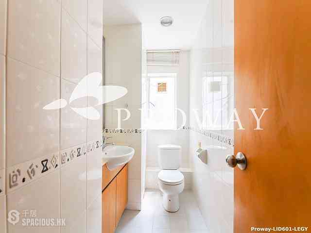 Deep Water Bay - Deepdene Block D 12