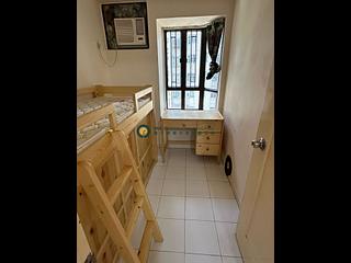 Sai Ying Pun - Kwong Fung Terrace 06