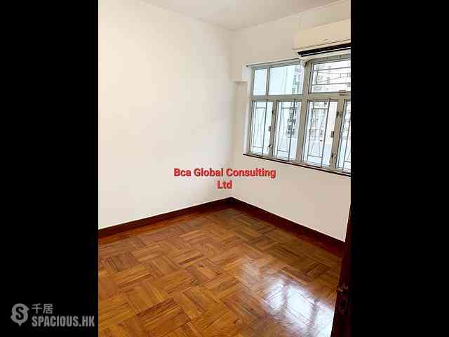 Mid Levels West - Hing Wah Mansion Block B 03